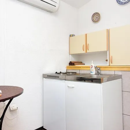 شقة Apartments By The Sea Dubrovnik - 9070 دوبروفينك